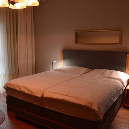 Gaestezimmer Klinger-Tongisch Mosonbánfalva Kültér fotó