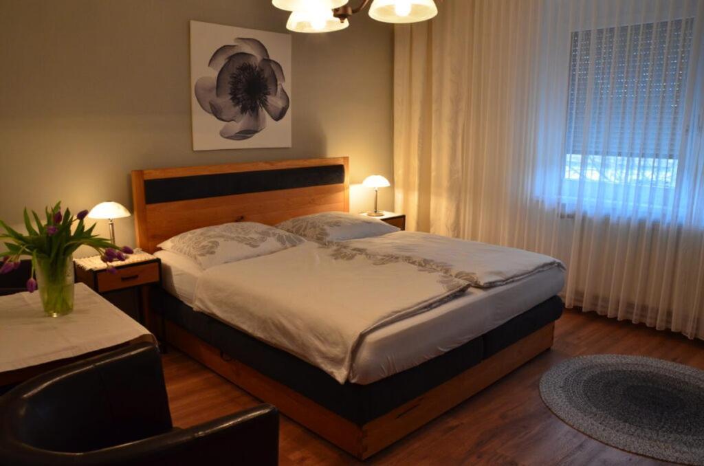 Gaestezimmer Klinger-Tongisch Mosonbánfalva Kültér fotó